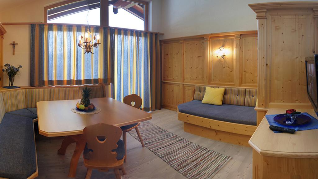 Gaestehaus Alpina Maurach  Extérieur photo