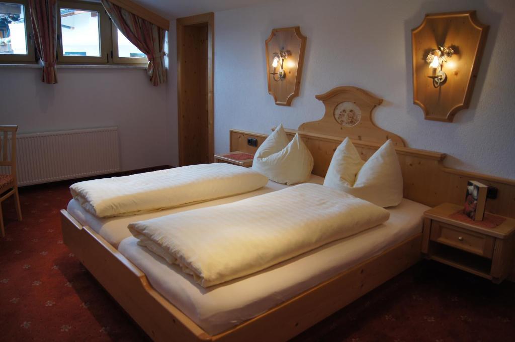 Gaestehaus Alpina Maurach  Chambre photo